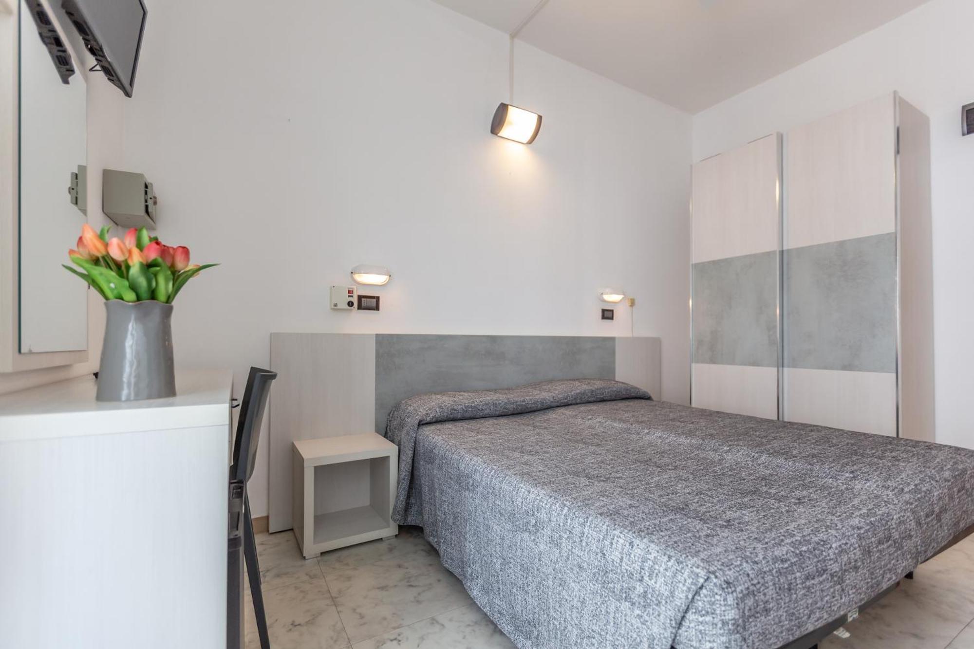 Hotel Haway Rimini Exterior photo